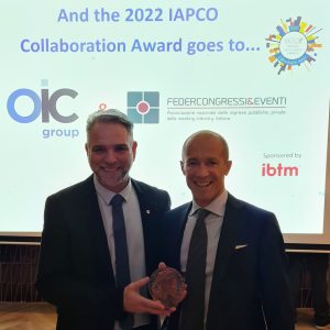IAPCO President Ori Lahav handed out the award to OIC Group's CEO Nicola Testai